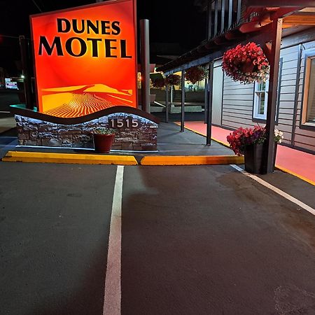 Dunes Motel - Bend Exterior photo